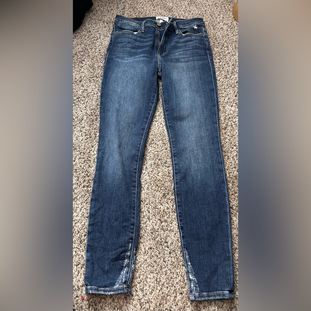 Frame Women’s distressed bottom le high skinny Jeans -size 28